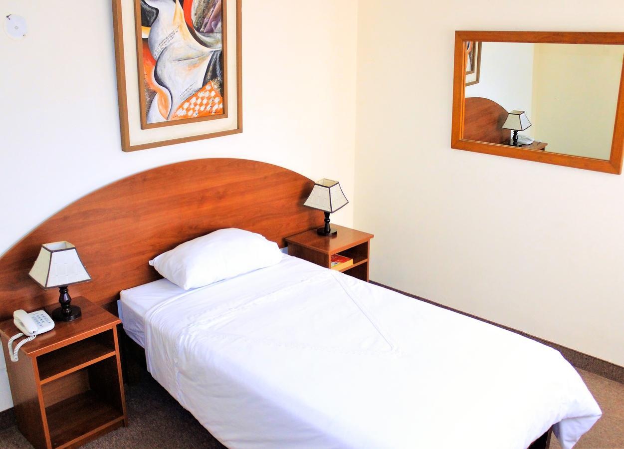 Hotel Anthony'S Lima Ngoại thất bức ảnh